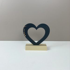 présentoir piercing et boucle d'oreille coeur